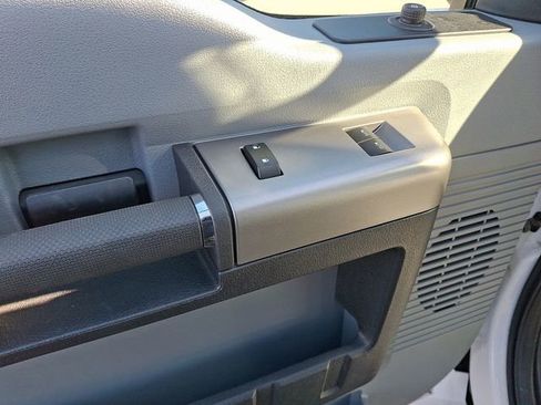 Used 2023 Ford F650 2WD Regular Cab Super Duty image 11