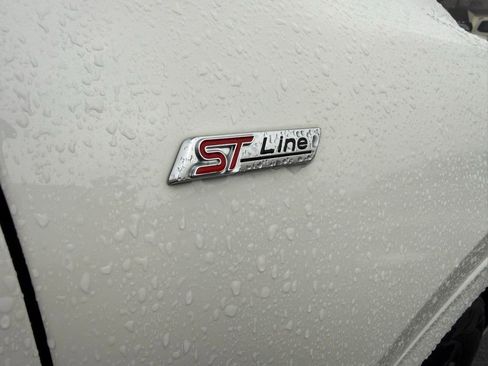 Used 2023 Ford Escape ST-Line Elite image 10