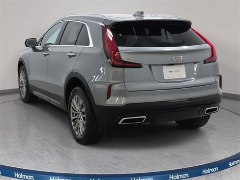 Certified 2025 Cadillac XT4 Premium Luxury image 7