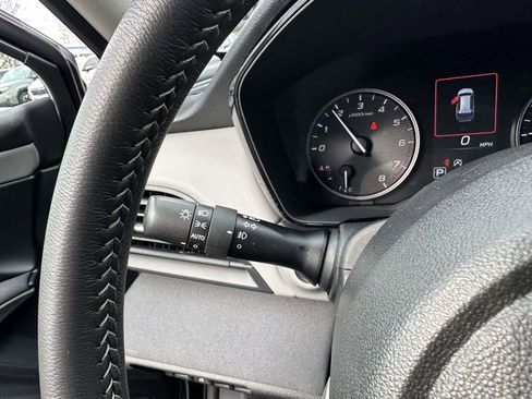 Certified 2025 Subaru Outback Premium image 26