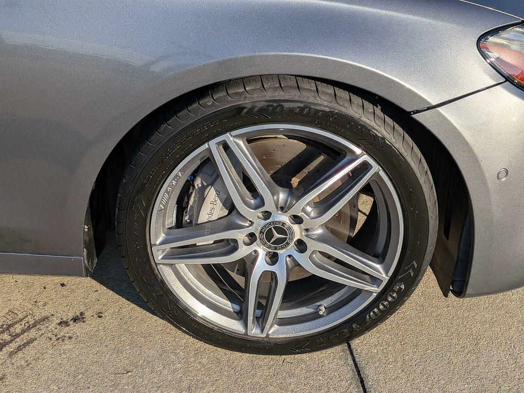 Used 2018 Mercedes-Benz E 300 image 12