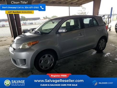 Used 2012 Scion xD image 1
