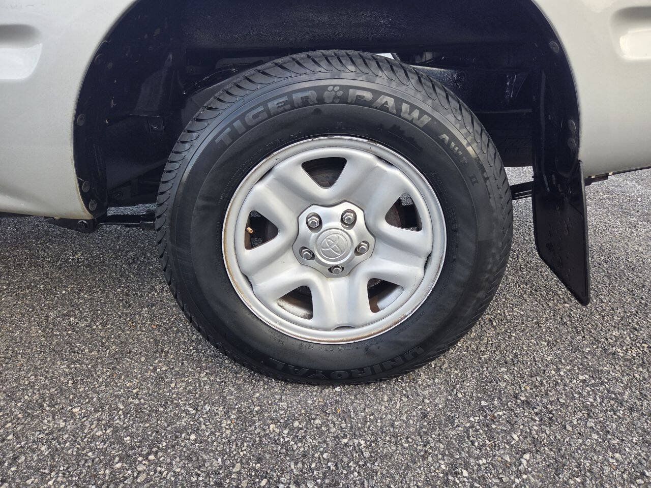Used 2003 Toyota Tacoma 2WD Regular Cab w/ Enhancement Pkg image 6