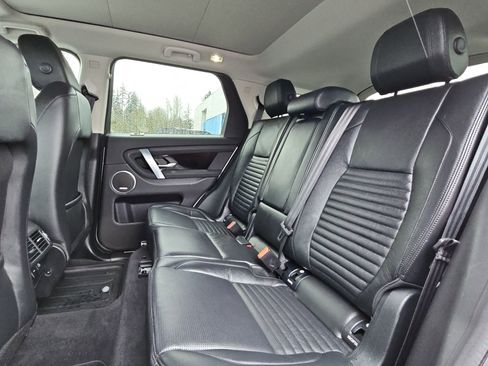Used 2021 Land Rover Discovery Sport S image 25