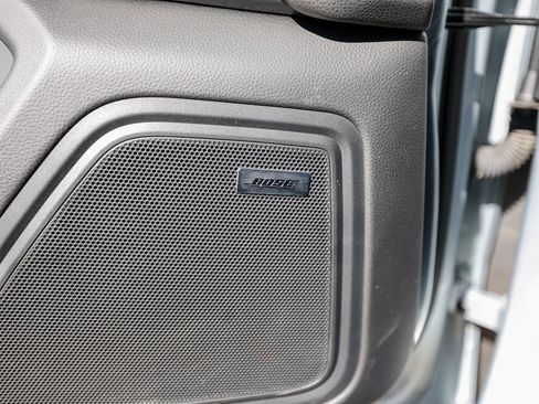 Certified 2025 Porsche Macan image 22