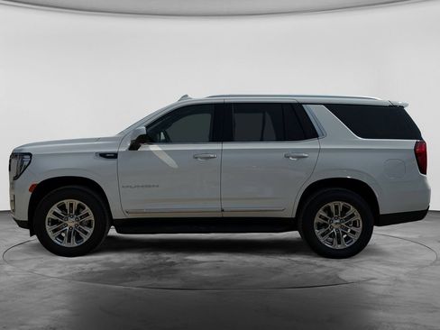 Used 2024 GMC Yukon SLT AWD/4WD image 6