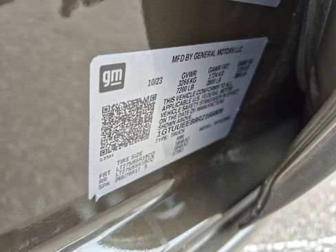 Used 2024 GMC Sierra 1500 AT4 image 27