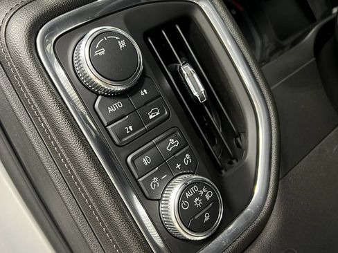 Used 2019 GMC Sierra 1500 SLT AWD/4WD image 34