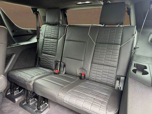 Certified 2024 Cadillac Escalade Sport Platinum AWD/4WD image 20