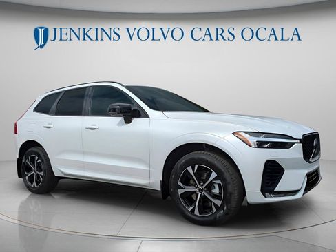 New 2026 Volvo XC60 B5 Core w/ Climate Package AWD/4WD image 2