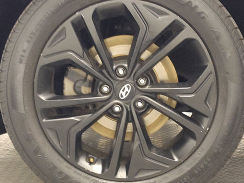 Used 2020 Hyundai Santa Fe SEL image 31