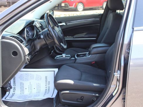 Used 2018 Chrysler 300 Touring w/ Sport Appearance Package RWD image 16