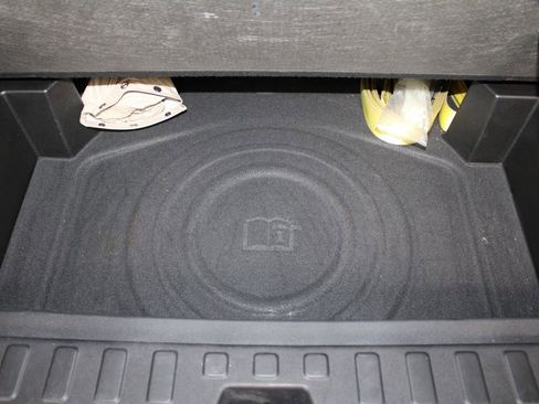 Used 2020 GMC Terrain Denali w/ Denali Premium Package image 18