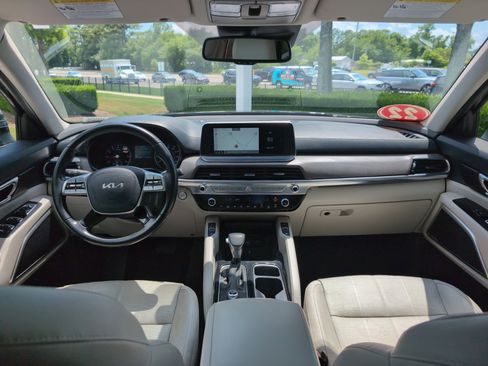 Used 2022 Kia Telluride EX w/ EX Premium Package FWD image 29