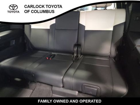 Used 2023 Toyota Sequoia Capstone AWD/4WD image 15