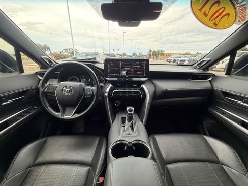 Used 2021 Toyota Venza XLE w/ Softex Package AWD/4WD image 23