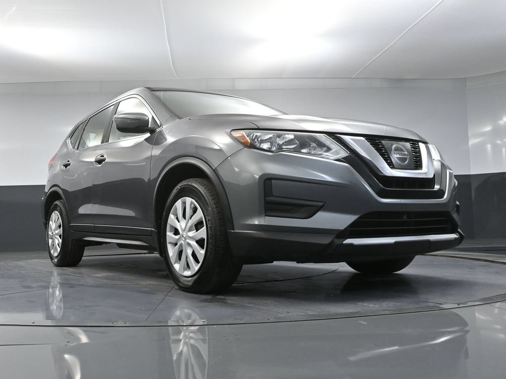 Used 2017 Nissan Rogue S FWD image 41