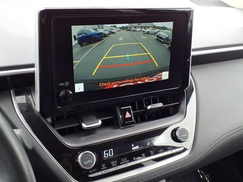 Certified 2025 Toyota Corolla Cross XLE FWD image 24