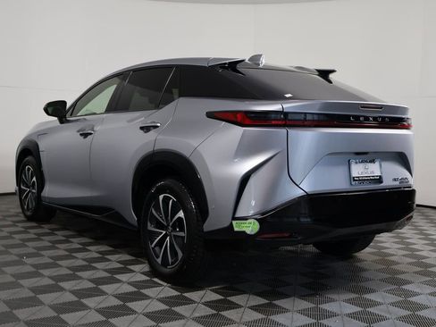 Certified 2023 Lexus RZ 450e Premium image 6