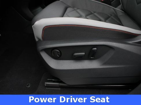 New 2026 Volkswagen Atlas Peak Edition image 5