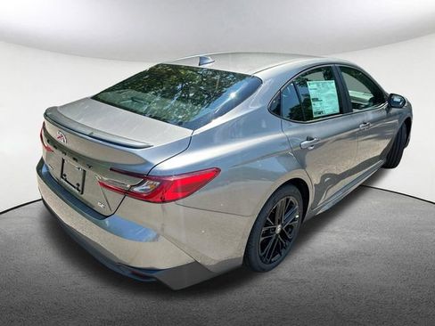 New 2026 Toyota Camry SE FWD image 9