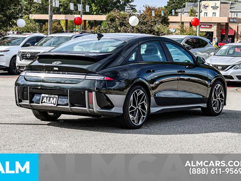 Used 2024 Hyundai Ioniq 6 SEL image 6
