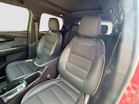 Used 2022 Chevrolet TrailBlazer RS w/ Sun and Liftgate Package FWD image 21