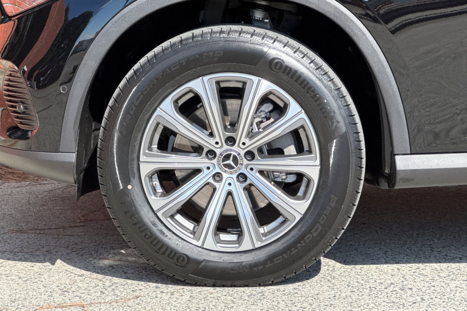 Used 2026 Mercedes-Benz GLC 300 4MATIC image 35