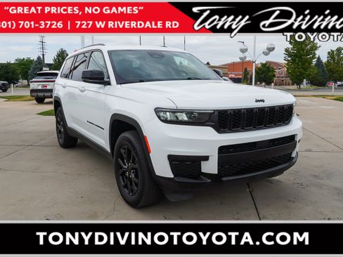 Used 2024 Jeep Grand Cherokee L Altitude AWD/4WD image 1