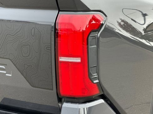 New 2026 Toyota Tacoma SR5 image 30