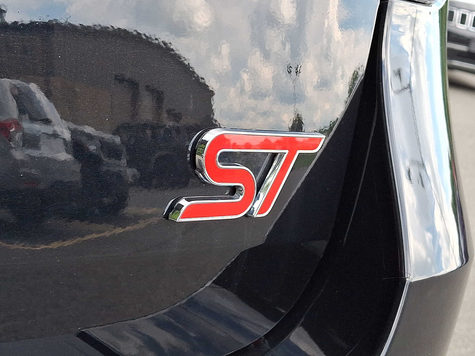 Used 2022 Ford Explorer ST w/ Equipment Group 401A AWD/4WD image 36