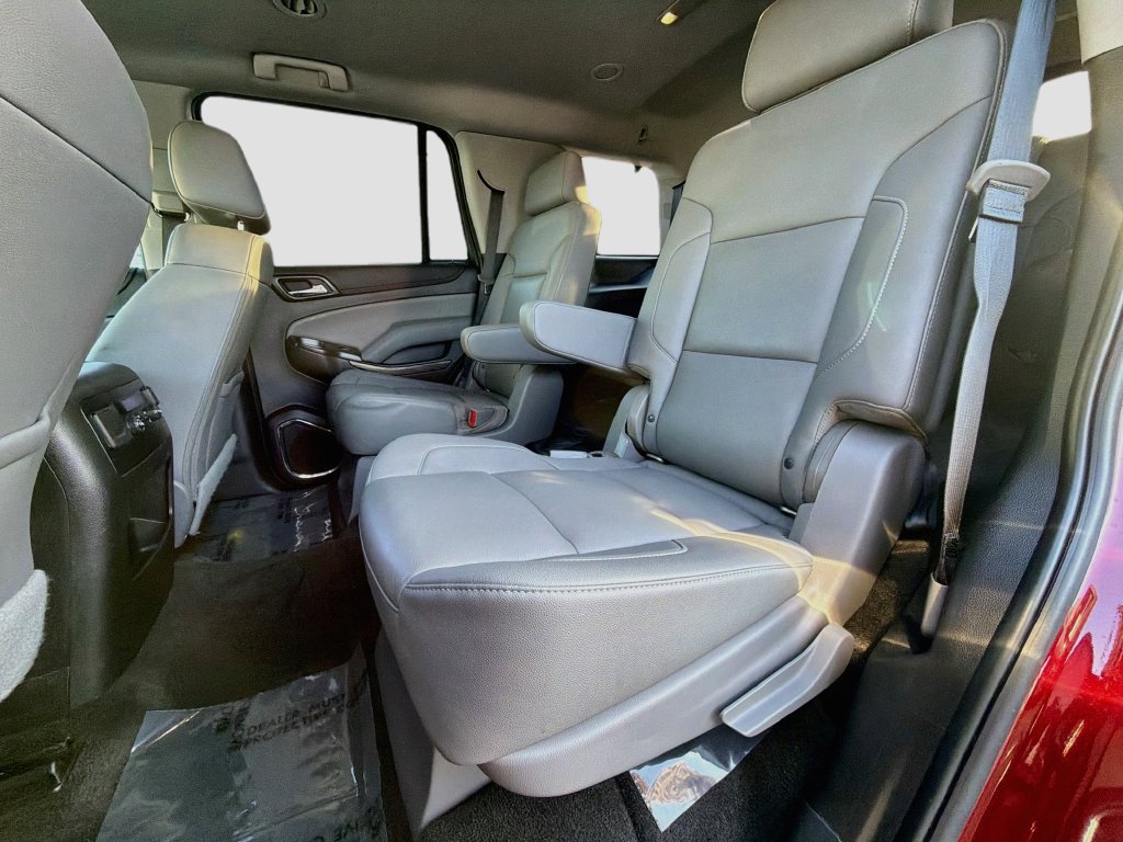 Used 2019 Chevrolet Tahoe LT w/ Luxury Package RWD image 22