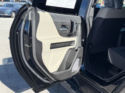 New 2026 GMC Hummer EV SUV image 18