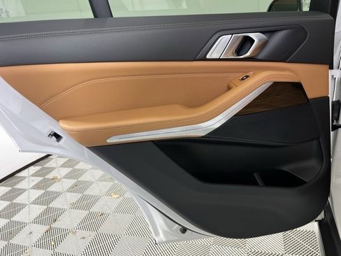 Used 2024 BMW X5 xDrive40i w/ Parking Assistance Package image 20