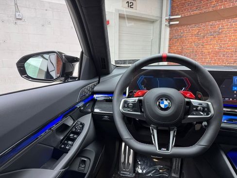 Used 2026 BMW M5 Base w/ Executive Package image 13