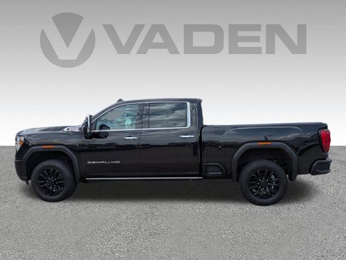 Certified 2023 GMC Sierra 3500 Denali w/ Denali Black Diamond Edition AWD/4WD image 29
