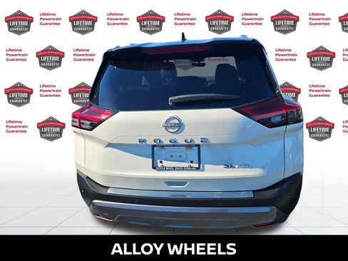 Used 2023 Nissan Rogue SL image 10