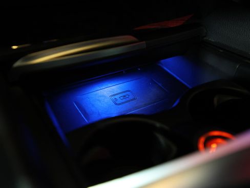 Used 2019 BMW 540i w/ Convenience Package image 25