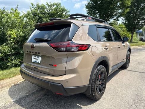 Used 2025 Nissan Rogue SV w/ Rock Creek Premium Package AWD/4WD image 8