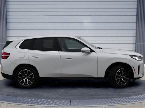Used 2025 BMW X3 xDrive30i w/ Convenience Package image 3