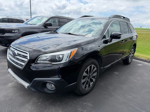 Used 2016 Subaru Outback 3.6R Limited AWD/4WD image 1