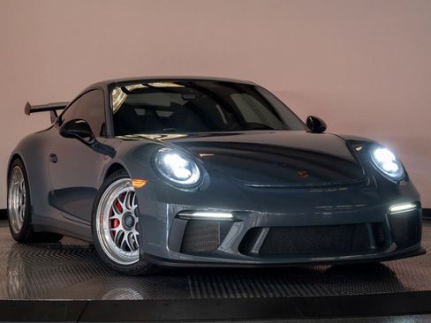 Used 2018 Porsche 911 GT3 RWD image 25