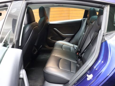 Used 2022 Tesla Model 3 Long Range image 40