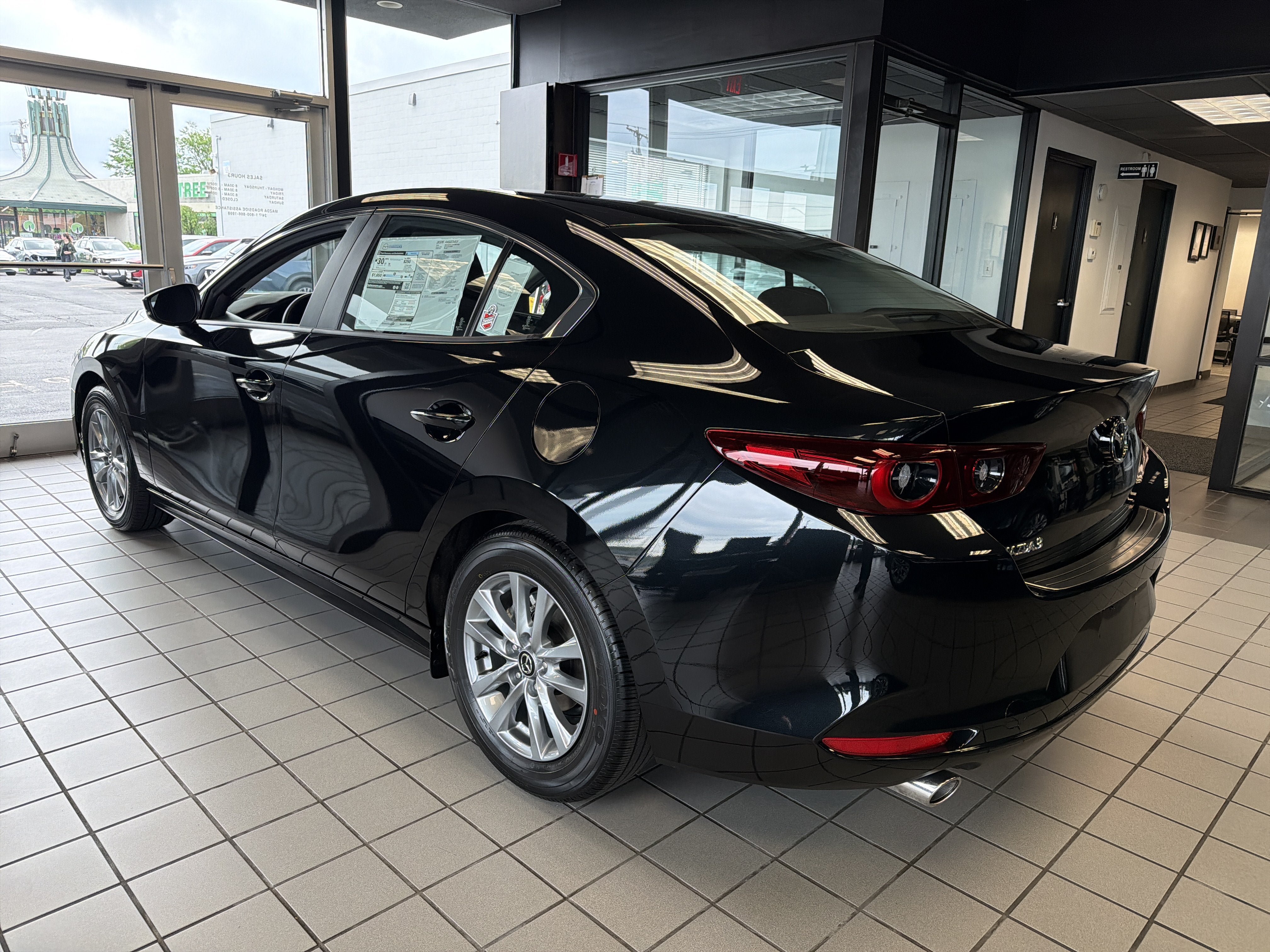New 2026 MAZDA MAZDA3 s FWD image 4