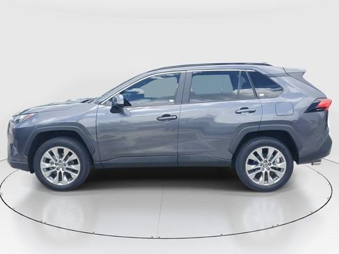 Used 2025 Toyota RAV4 XLE Premium w/ Weather Package AWD/4WD image 6