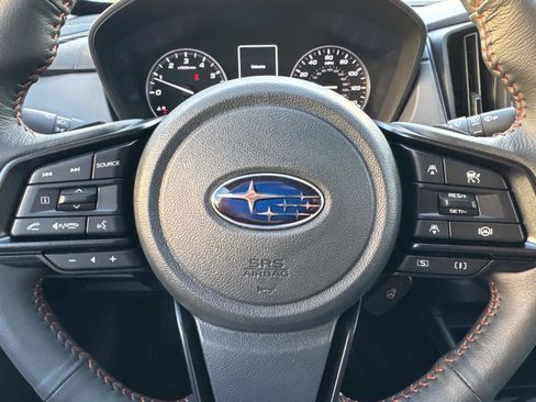 New 2026 Subaru Crosstrek 2.5i Limited w/ Crosstrek Mirror Package image 17