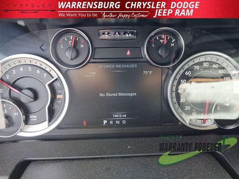 Used 2019 RAM 1500 Classic SLT w/ Luxury Group image 17