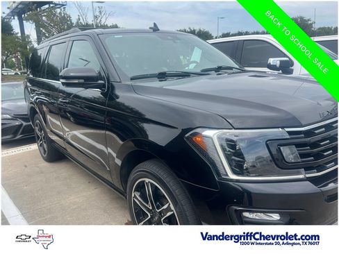 Used 2021 Ford Expedition Limited AWD/4WD image 3