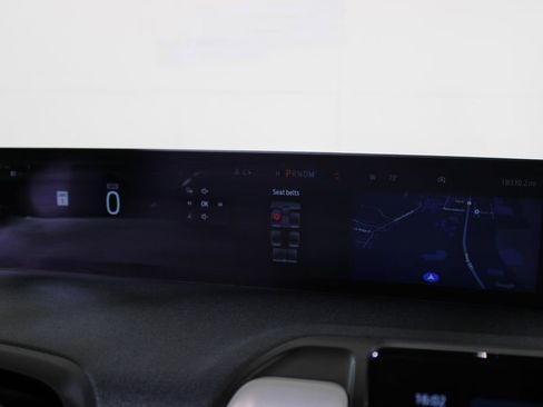 Certified 2025 Ford Expedition Active image 19