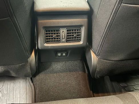 Used 2026 Toyota Camry LE w/ Convenience Package image 10